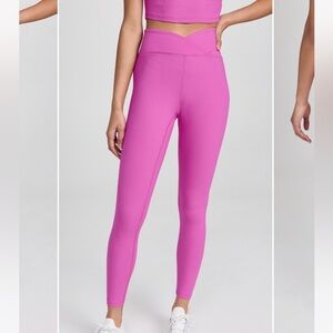 Year of Ours Veronica Leggings in Rose Violet